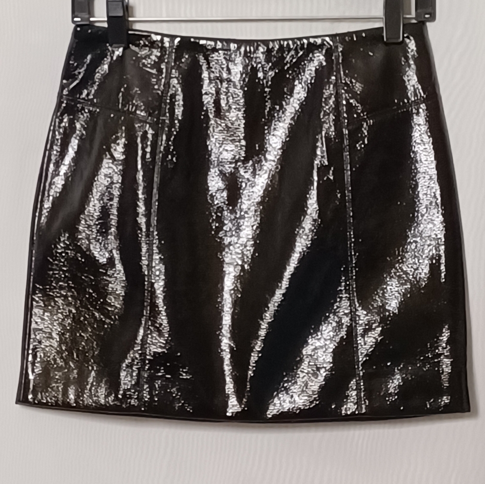 Divided H&M Women's Black Faux Leather Mini Skirt. Size 2
